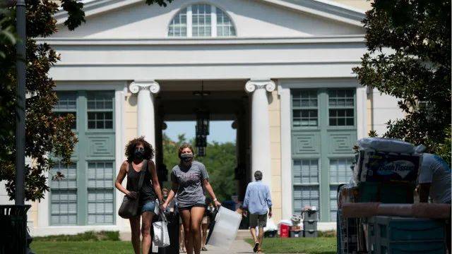 留学鄙视链真的存在么?英国新加坡究竟值不值得申请