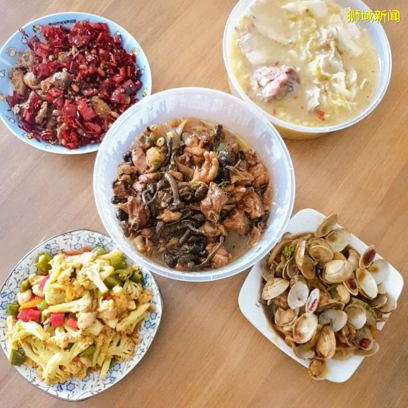 東北名菜笨小雞炖蘑菇好吃到會飛