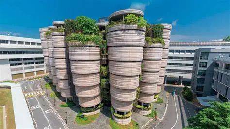 在2022年QS排名前20的院校中,新加坡有哪幾所上榜了?它們申請難度大嗎