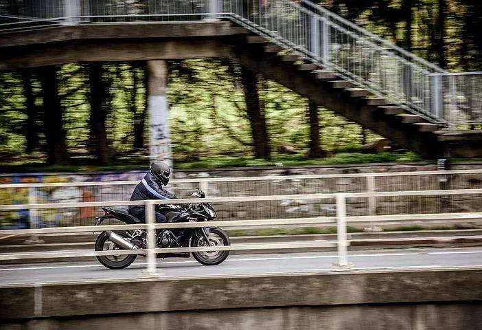 拥车证价格上涨!配额减少!公众盼延长五年拥车证时长