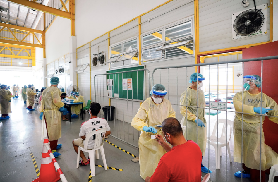 今增X，累计X | 专家：新加坡月底可能达三四万人确诊