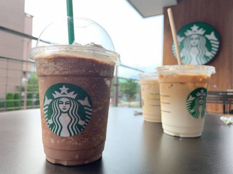 星巴克人气饮品买一送一本周回归!喝起来咯~ “9月21至24日”