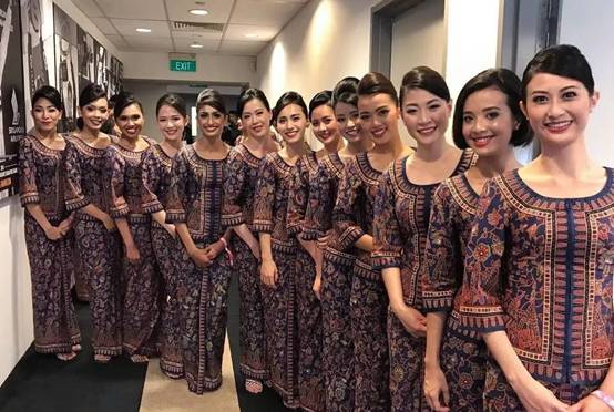 新航出的麻將被搶光！1700元，比LV和Tiffany好看！李光耀：誰也別想搞垮新航