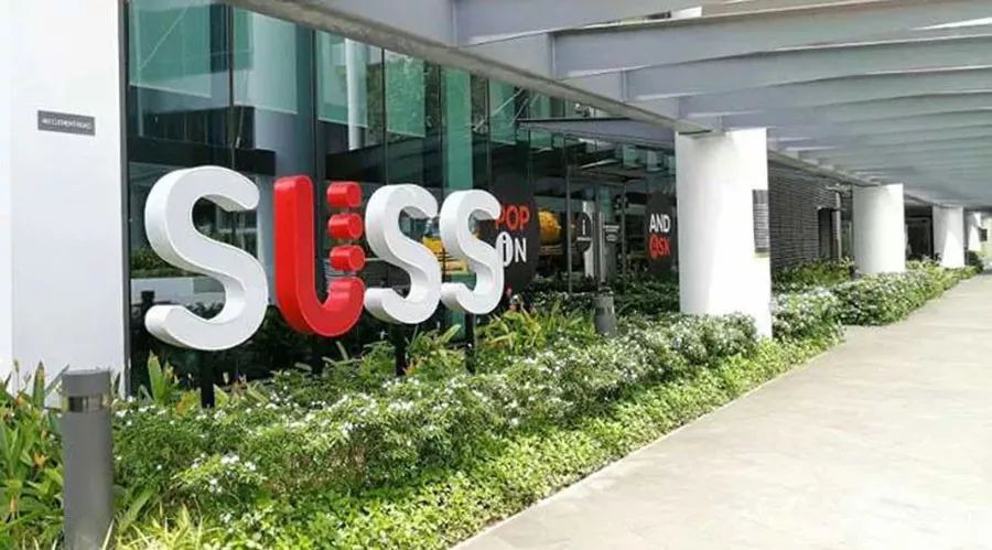 新加坡男子为进政府大学多次篡改成绩,因虎妈所“逼”?