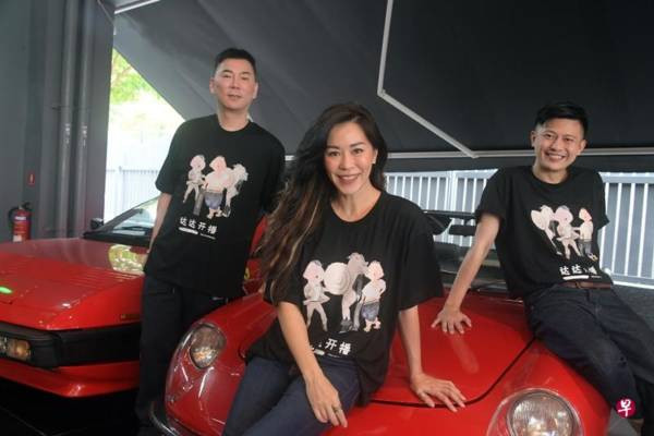 直播市场潜力大 谢韵仪签网红当保姆 