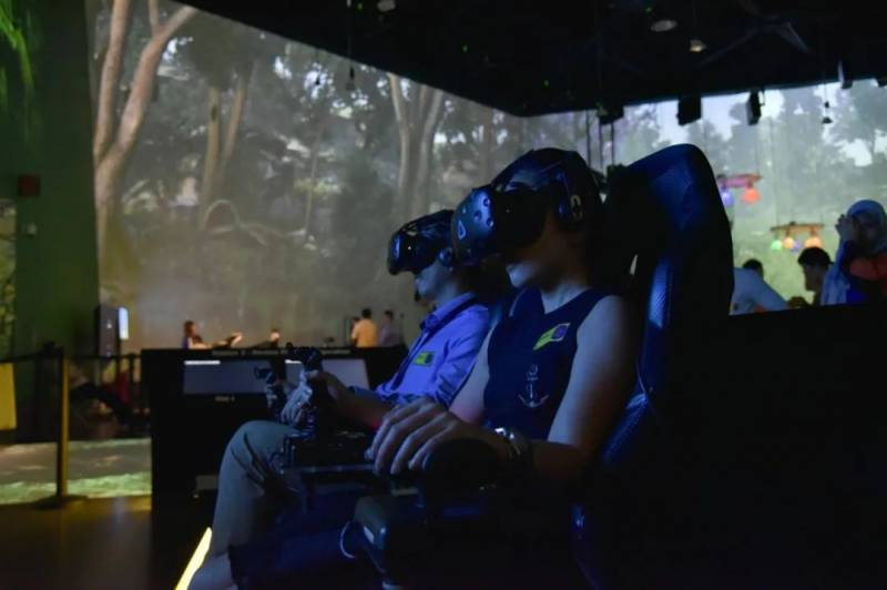 活埋、激光、雪域、遨遊宇宙……我去了新加坡最瘋狂的地方，還想再去