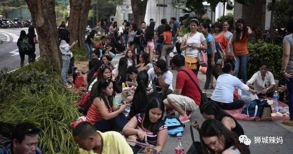 疫情下的女傭百態:要價900月薪,帶男朋友回家睡,廚房發呆3小時!我該怎麽辦