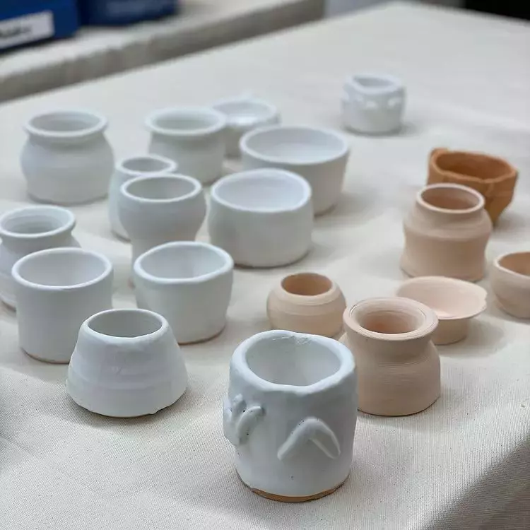 Am Addicted陶艺课买一送一，限时优惠到1月31日！结合韩式素食Cafe，下课后来探店😋 