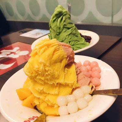 好吃又不貴！飯後必須來一發！新加坡傳統甜品大盤點！楊枝甘露，芝麻糊，芒果冰我來了