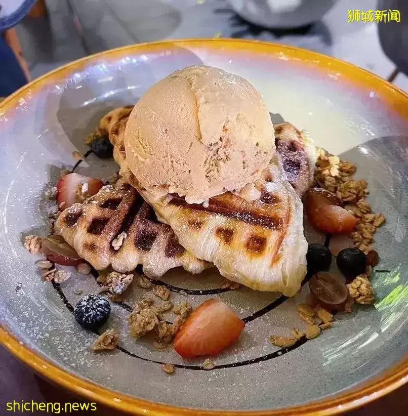 【周末去哪】$158新航往返机票!LV免费展、鸟园露营、$15高尔夫