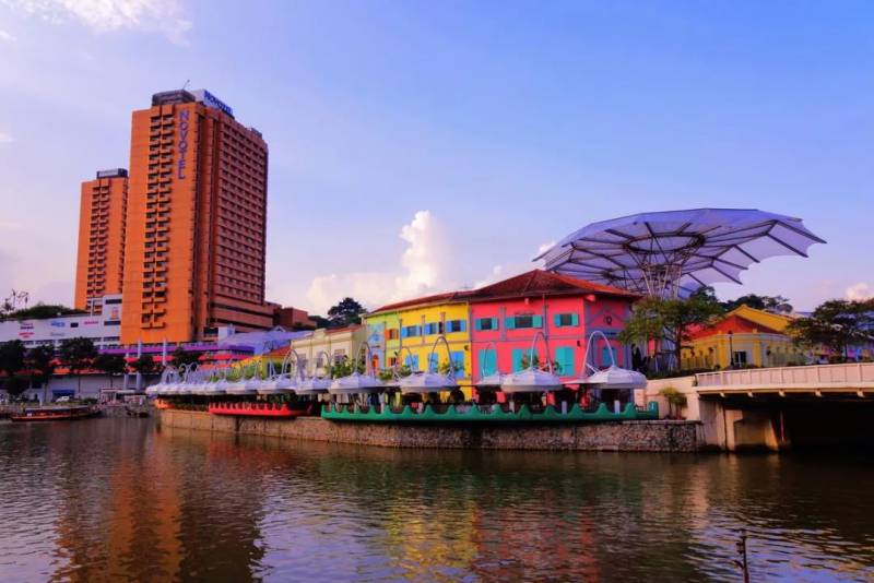 狮城 新加坡河畔