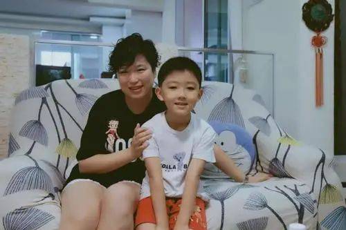 新加坡2020生育率低至1.10,政府加大家庭扶持力度,加强幼儿心理教育