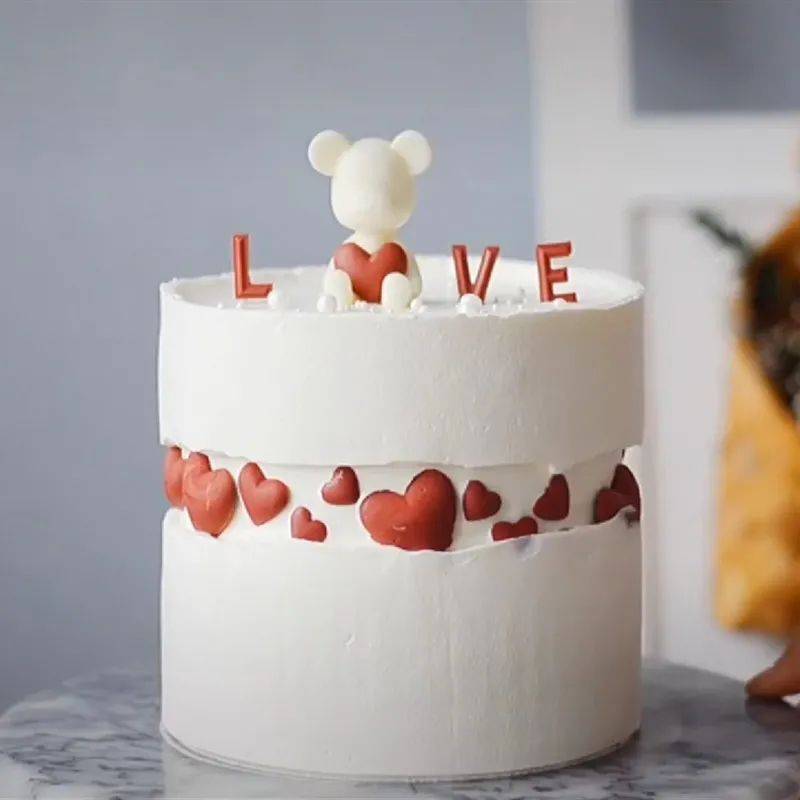 叮咚!你有一個情人節蛋糕請簽收!比玫瑰還好看的花也來了