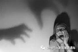 逼人吞糞，鐵鉗拔牙……起底新加坡的“神秘力量”