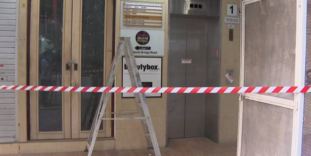 新加坡一名外籍客工被电梯夹死