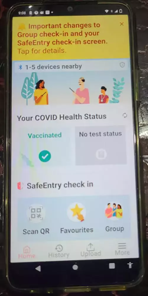 獅城氣聞!攔下八旬婦 商場:大馬人禁入