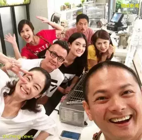 周崇慶今年上“神台” Auntie Lucy深入民心