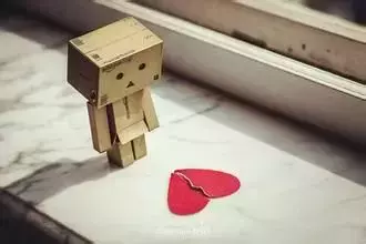 “冷暴力、无性婚姻5年,生活费只给$500,我要和新加坡老公离婚吗?”