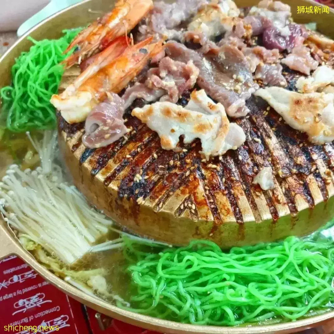 “我一年吃5次的超人气泰国炭烤火锅,居然要搬走了???”