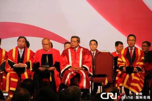 新加坡的大學教育體制