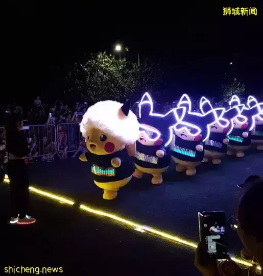 超萌~快来圣淘沙偶遇皮卡丘,还有舞蹈巡游、冒险狩猎