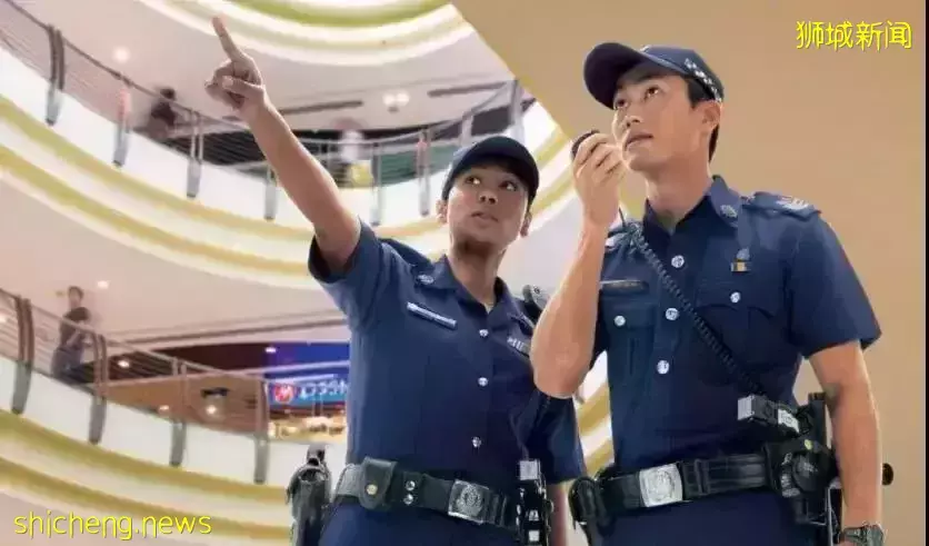 “我摘下口罩10秒，就被罰了300新幣”，新加坡小販求評理