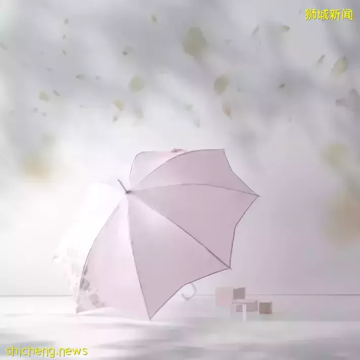 超浪漫星巴克樱花季限定新品已上线!包含多种杯子、水壶、折叠饭盒甚至还有樱花雨伞哦