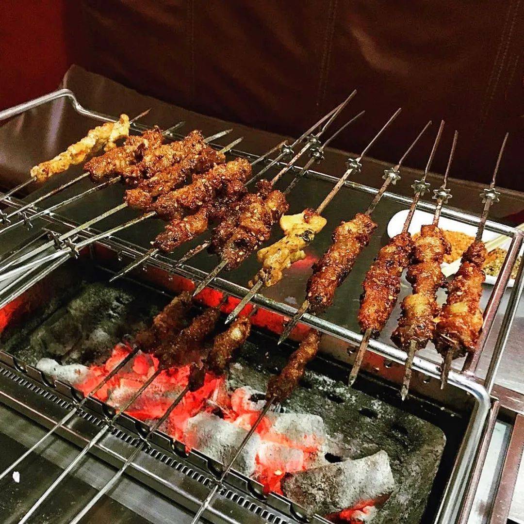 獅城老饕們,都去哪裏吃宵夜?這份深夜覓食指南請收好