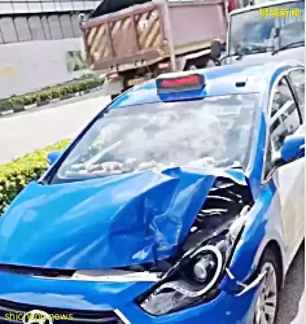 德士佬撞后逃 罗厘狂追 全程录下 