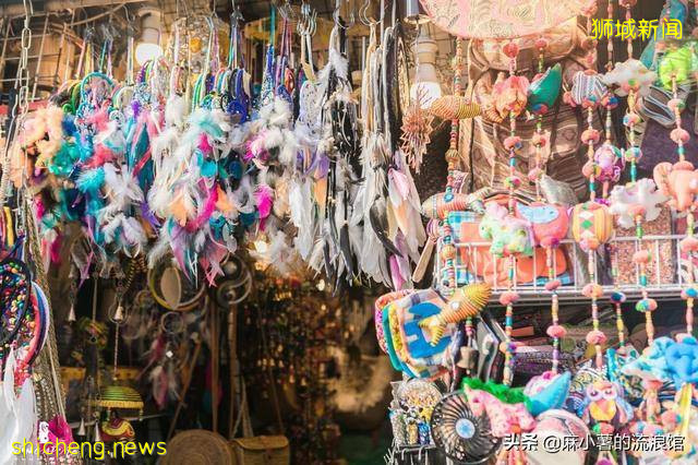 新加坡唐人街原来叫牛车水,市区最热闹的地方,聚集各种中国美食