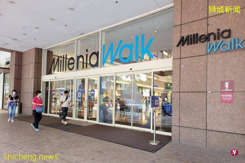 抢安全距离执法员证件  餐馆职员被逮捕