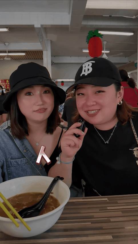 人气爆棚！新加坡老字号虾面：$6新币起一碗，虾汤浓郁，口口有虾黄