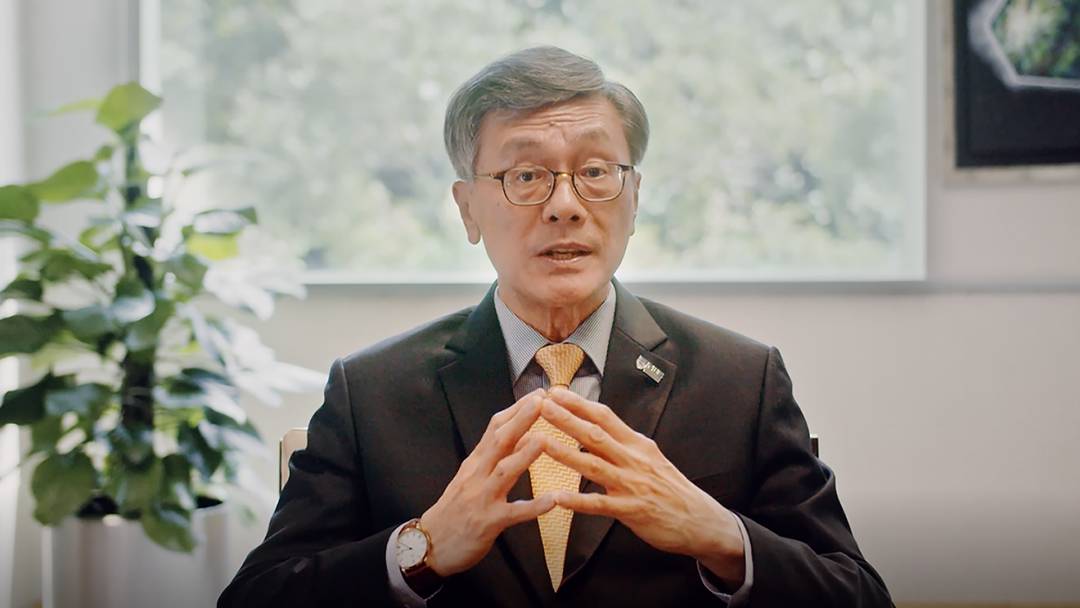 中外大学校长论坛在厦大举行，NUS校长陈永财受邀致辞