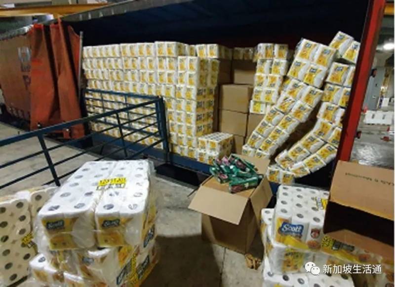 新加坡關卡局搜查2輛大馬貨車,繳獲近71萬新元漏稅香煙