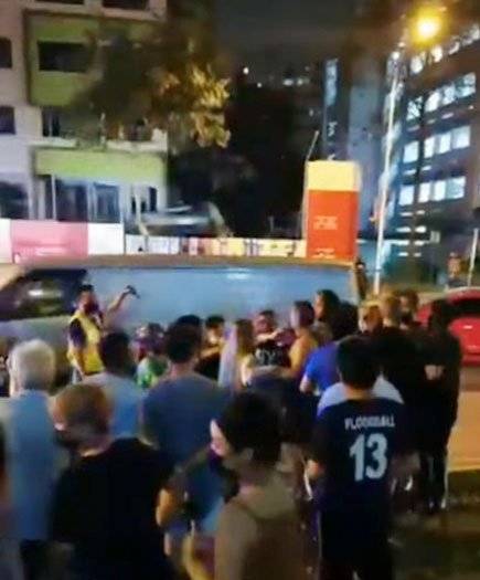 車失控 3人傷 大吵大鬧爲了啥?