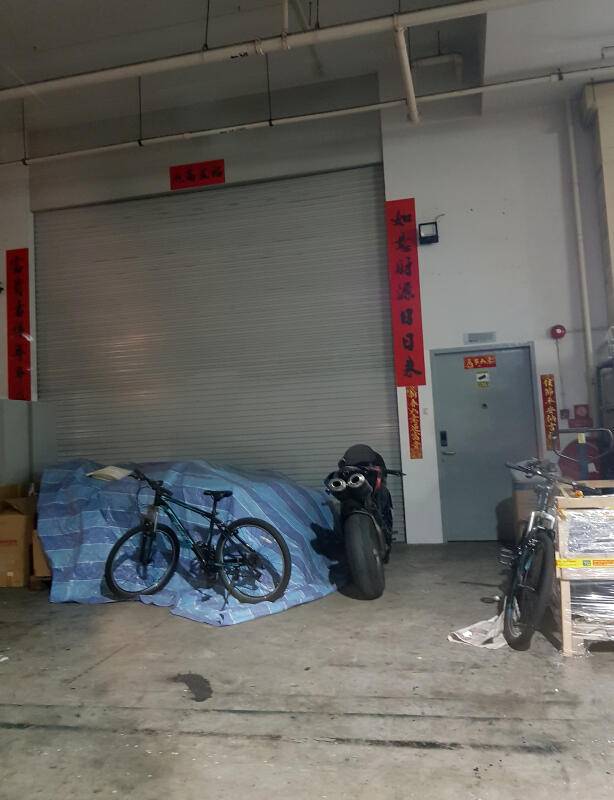 “女神”诓信徒千萬 還逼吞糞拔斷牙