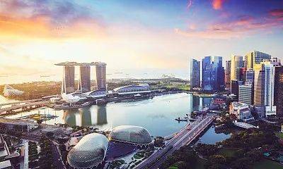 越来越多人来新加坡投资、开办公司，为什么