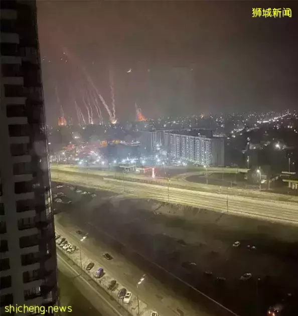 乌克兰人蜂拥逃走、多国撤侨，这个新加坡人却不想走