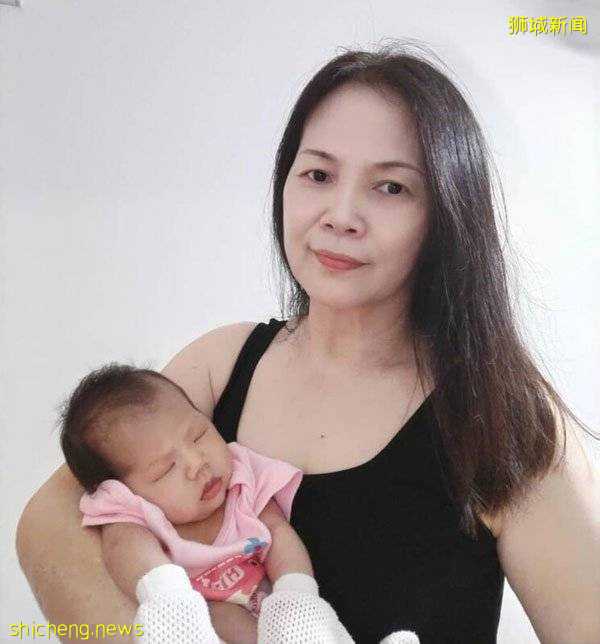 新国当陪月嫂 大马妇女1年半顾12宝宝