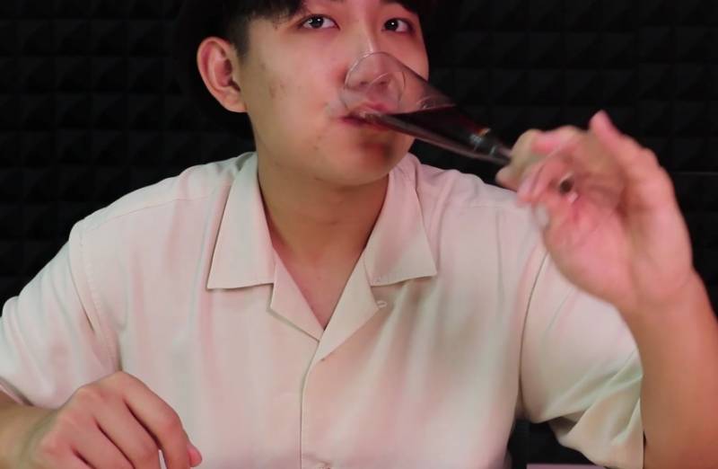 實拍測評!喝過新加坡這12種奇葩飲料,才算沒有白來