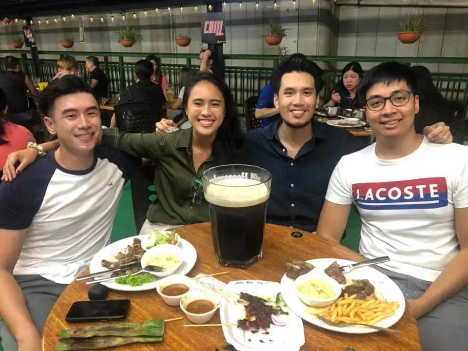 超超超大杯!一杯3.5升的Hoegaarden啤酒你見過嗎?幹了算你贏