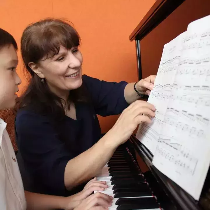 在新加坡不會買樂器？找不到心儀的老師？該參加什麽比賽？看這篇就懂了