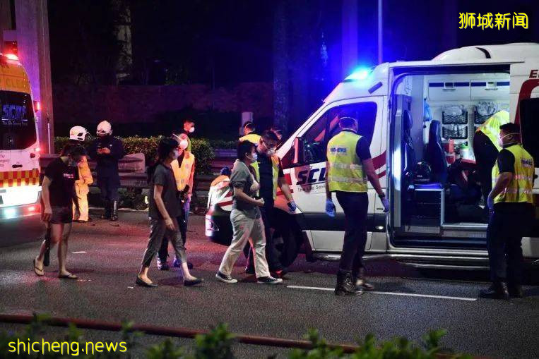 視頻曝光!新加坡多車連撞致1死6傷!羅厘側翻、小車起火濃煙滾滾