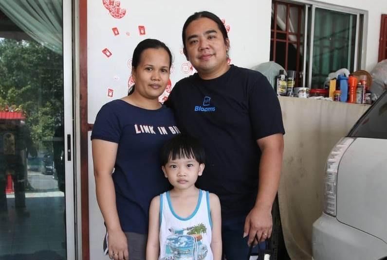 當了20年越堤族,他們終于放棄1:3的兌換率