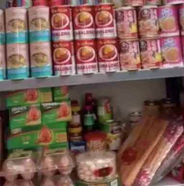 李显龙总理发声,挺中国防疫!上海的新加坡人晒冰箱,这些岛上阿姨曾囤出一个超市