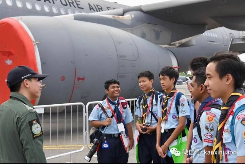 我在新加坡读书10年了,申请永久居民还需要服兵役