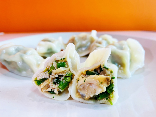 1新币1个的饺子,还能卖断货,凭什么?