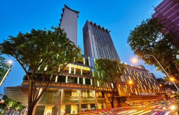 房客陆续退房 ！新加坡乌节文华酒店 · 疑13人感染冠病