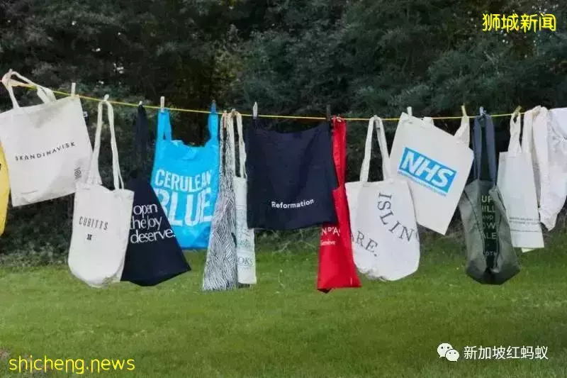 狮城超市塑料袋明年起或征收费用 但改用环保袋并不一定环保