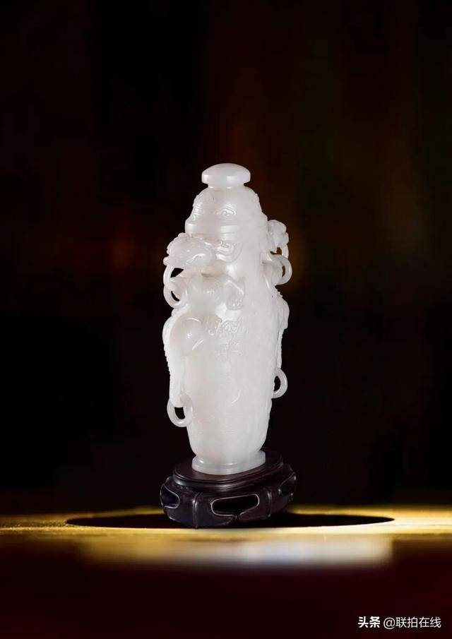 系列南洋家族秘藏上拍新加坡國際，多件郭氏家族舊藏清宮佳器現身